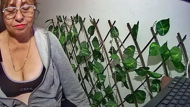 nicoltatiana_のライブXXXチャット