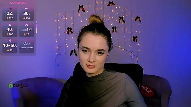 liana_kisses Chat XXX live