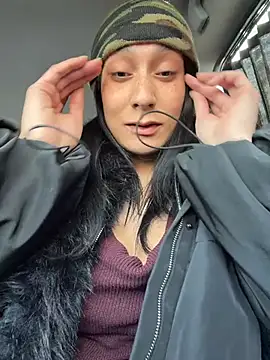 Živý XXX chat FerrariFrench