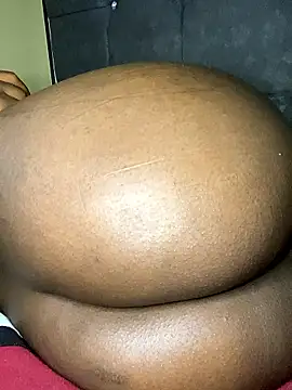 Онлайн чат XXX Keely