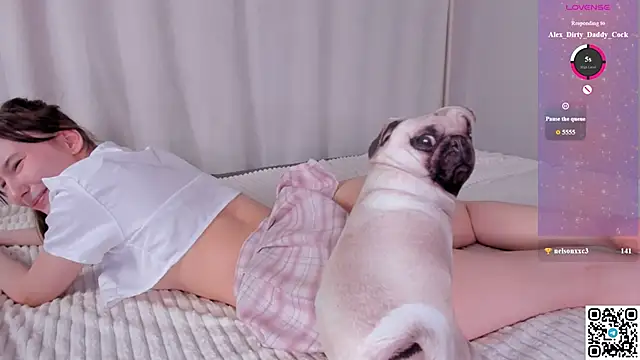 emmelieflorence 라이브 XXX 채팅