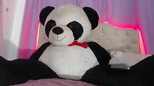 eimyy_rouse – Naživo XXX chat