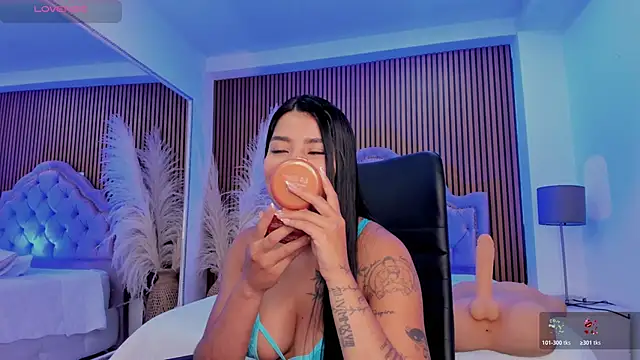 SelenaStonne live XXX chat