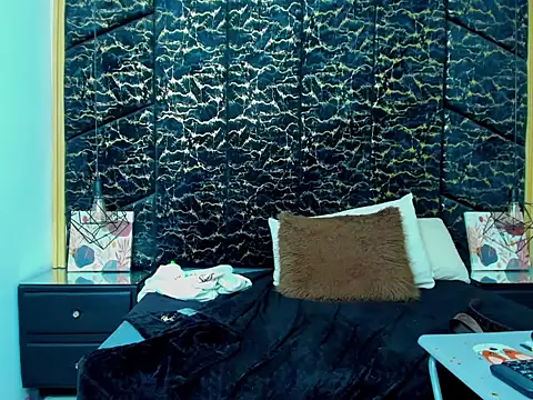 MateoParquer Show in webcam