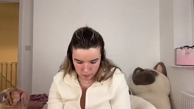 maisiesmithx 现场XXX聊天