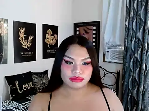 Czat XXX na żywo – TSbrianaHugeCock