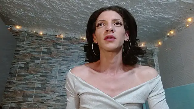 XXX chat uživo modela alurba666