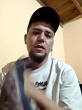 HallowedMilan's Live XXX Chat