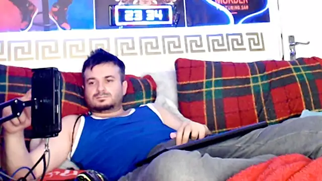 FuckToyBoy69 网络视讯表演