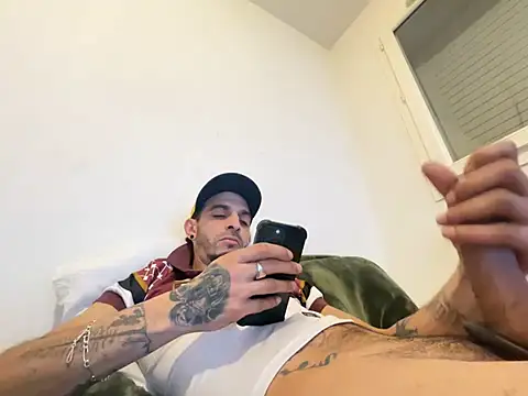 Chat XXX ao vivo de Rebeu313