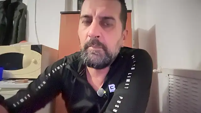 TARKAN1 Live XXX-chat