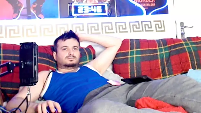 FuckToyBoy69: απευθείας συνομιλία ΧΧΧ