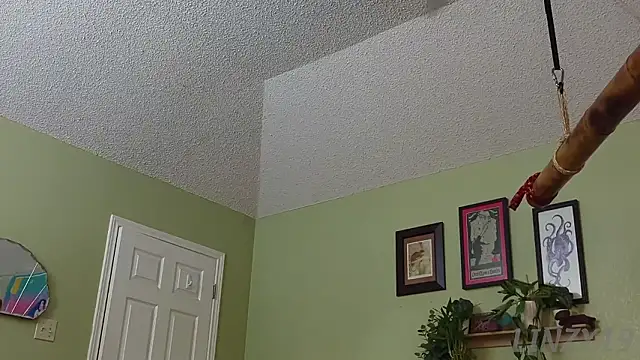 Онлайн чат XXX Linzy_19