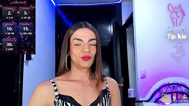 Dollcatalina Adlı Modelin Canlı XXX Sohbeti