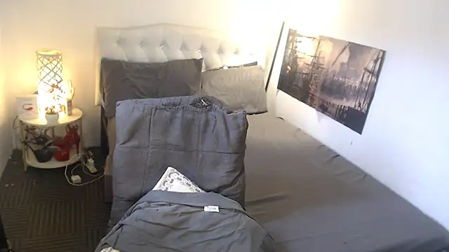 Chat +18 de NinaDOM4CUM ao vivo