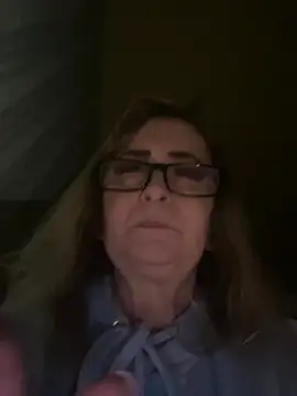 Pokazy przed kamerką – Irina2909@xh