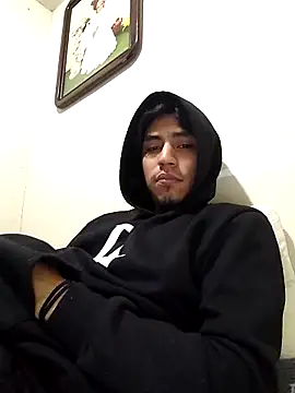 Czat XXX na żywo – AlexAlejandro13