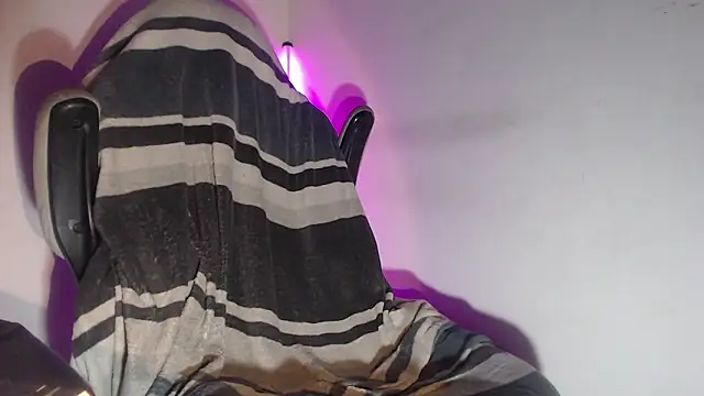 Chatroom XXX en direct de LuciferSantoryu