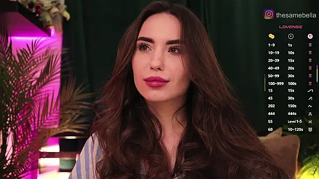 CuteAnna- Chat XXX in diretta