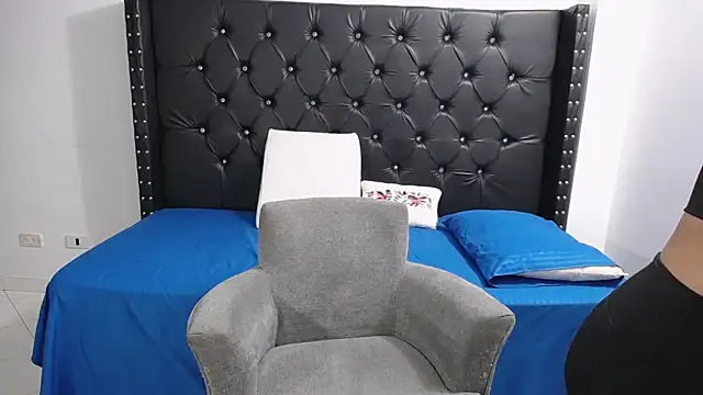 renata_salinas_1 Live XXX-chat