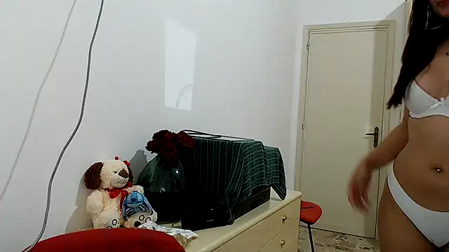 ZajiraShane Chat XXX in diretta