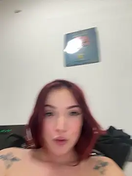 Daddyslut2_0 Chat XXX in diretta