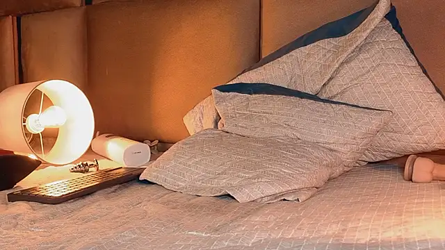 angelinepossyのライブXXXチャット