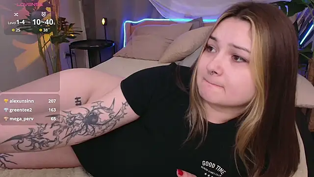 Alice_WaltersのライブXXXチャット