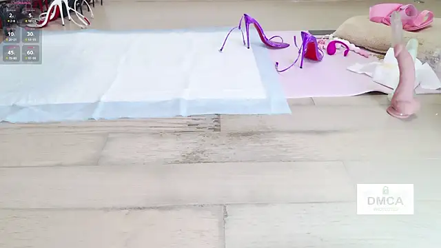 Vicki-66のライブXXXチャット