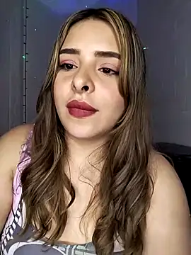 Chat XXX ao vivo de Nahomy_cm