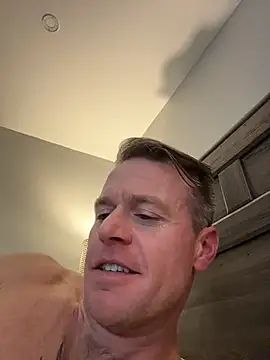 DILFiGuess1 Show in webcam