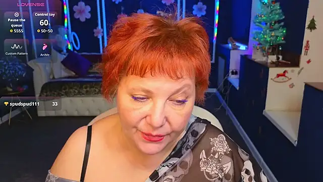 Kira_Kenett live XXX chat