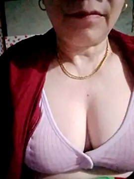 small-house123のライブXXXチャット