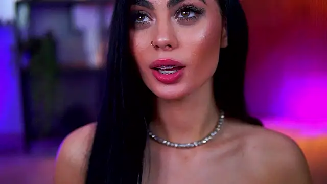 RavennaDArcy 现场XXX聊天