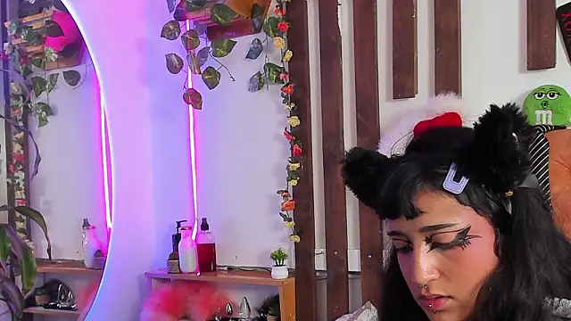 MeowMota_のライブXXXチャット