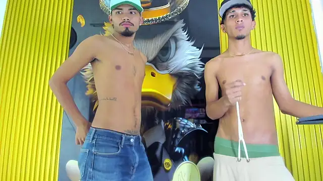 Sti_Sex_Boy Chat XXX in diretta