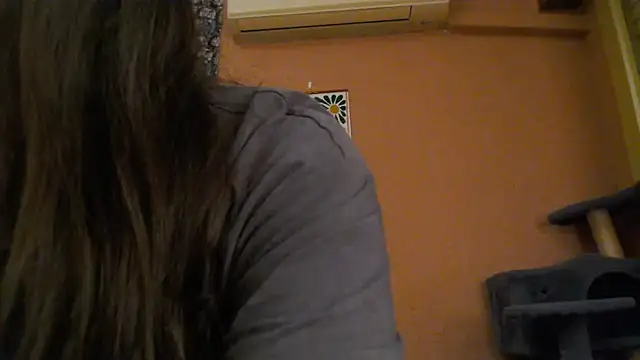 IntimateTalesのライブXXXチャット