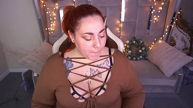 Kittywakee Adlı Modelin Canlı XXX Sohbeti