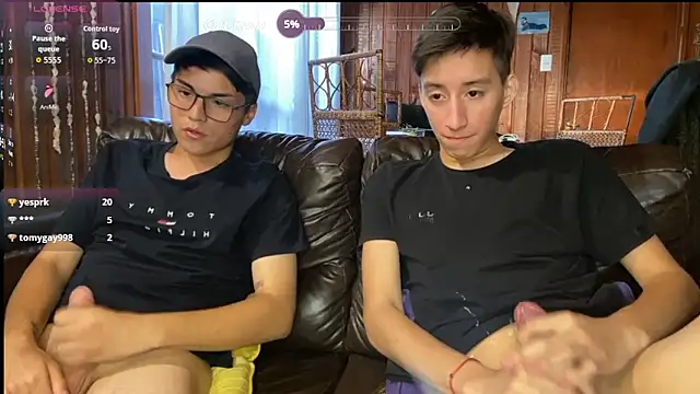 Chat XXX ao vivo de THESKYBOYS