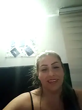 maynor_1998: διαδικτυακό σόου στην κάμερα