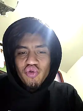 AlexAlejandro13 Chat XXX live