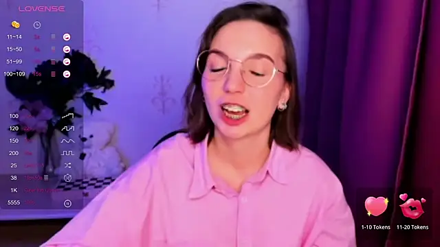 KindHazelHere_ Live XXX-chat