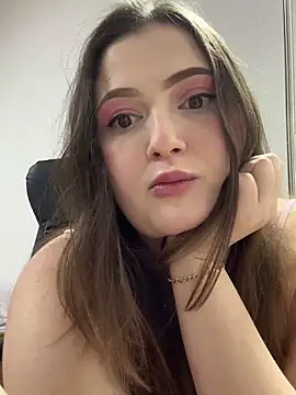 Kamilla_LoopのライブXXXチャット