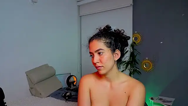 Maithe_Perroni – Live XXX-chat