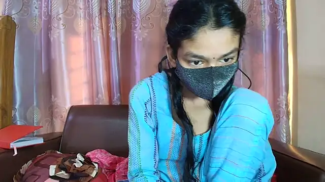 Chat XXX en directo de Sreya_