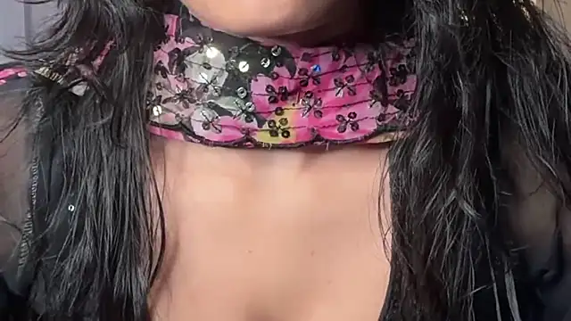 Wow-nisha Adlı Modelin Canlı XXX Sohbeti