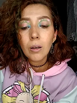 Chat XXX ao vivo de Luz_delunaa