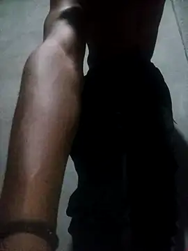 kar_lar6 Adlı Modelin Canlı XXX Sohbeti