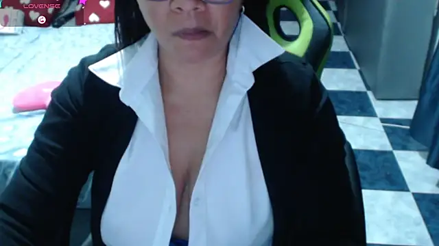 hiilarybrownのライブXXXチャット