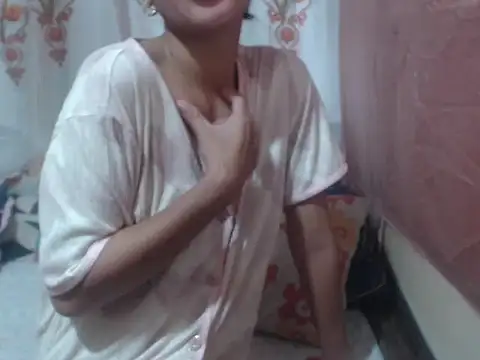 hot_babe018 – Naživo XXX chat